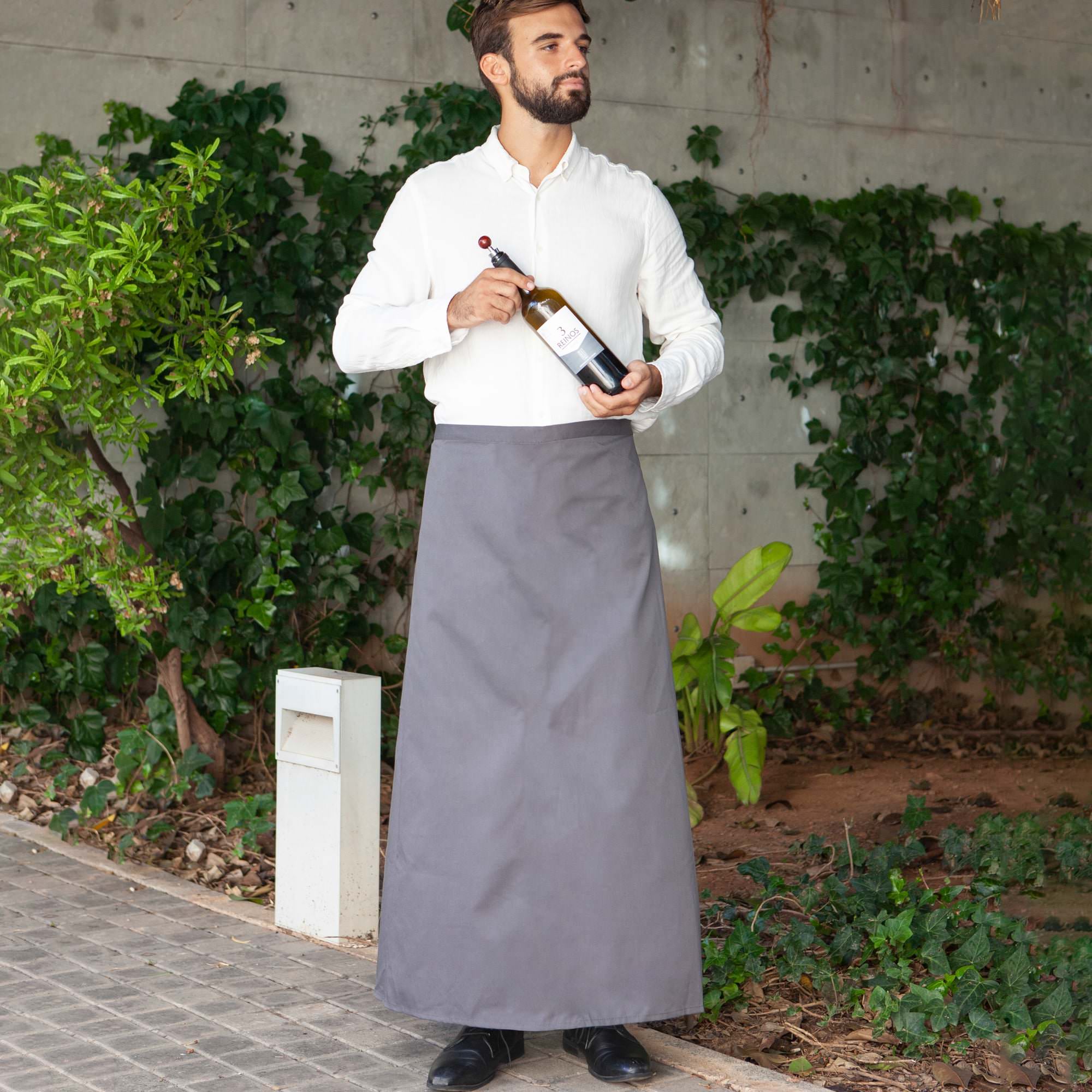 FS100100_Link-Kitchen-Wear_French-Apron_Main-image-R11-L
