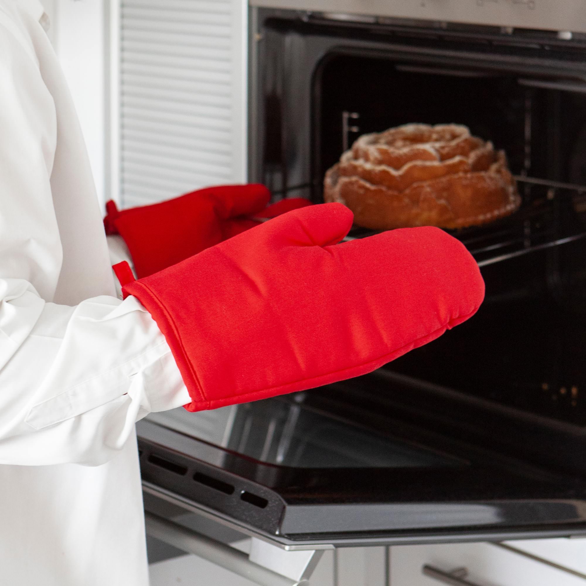 OWR_Link-Kitchen-Wear_Ovenmitts_Main-image-R11-L